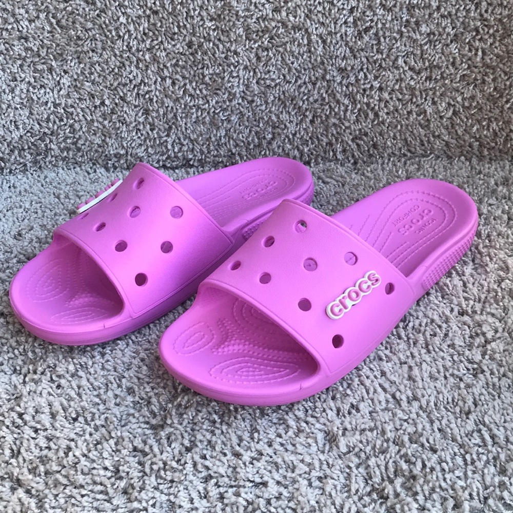 Crocs Taffy Pink Classic Slide Sandals size 9